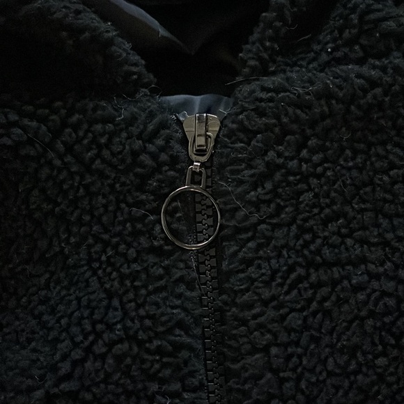 black Wild Fable size M fuzzy black jacket - Picture 4 of 4